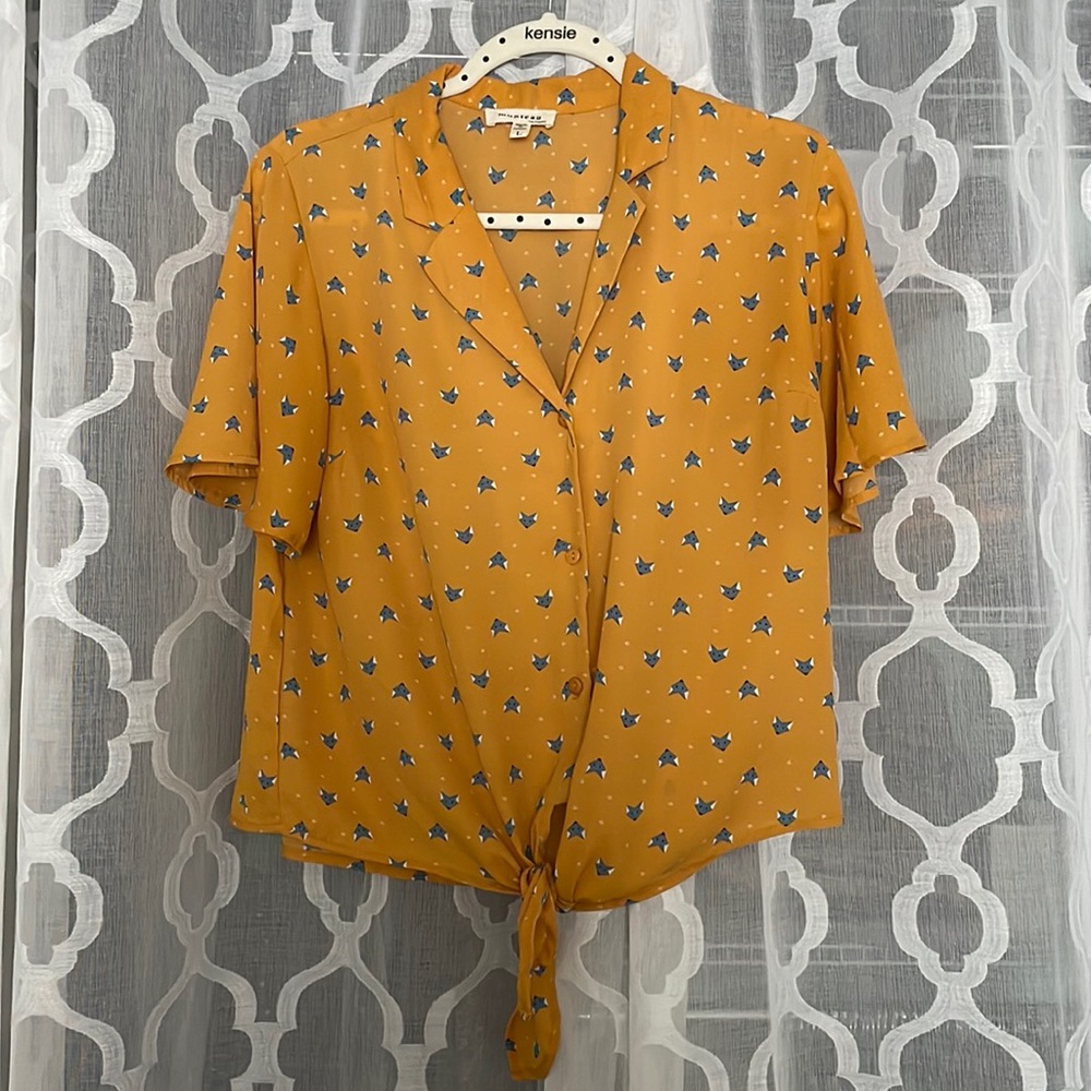 Fox tie-bottom blouse by Monteau in golden yellow